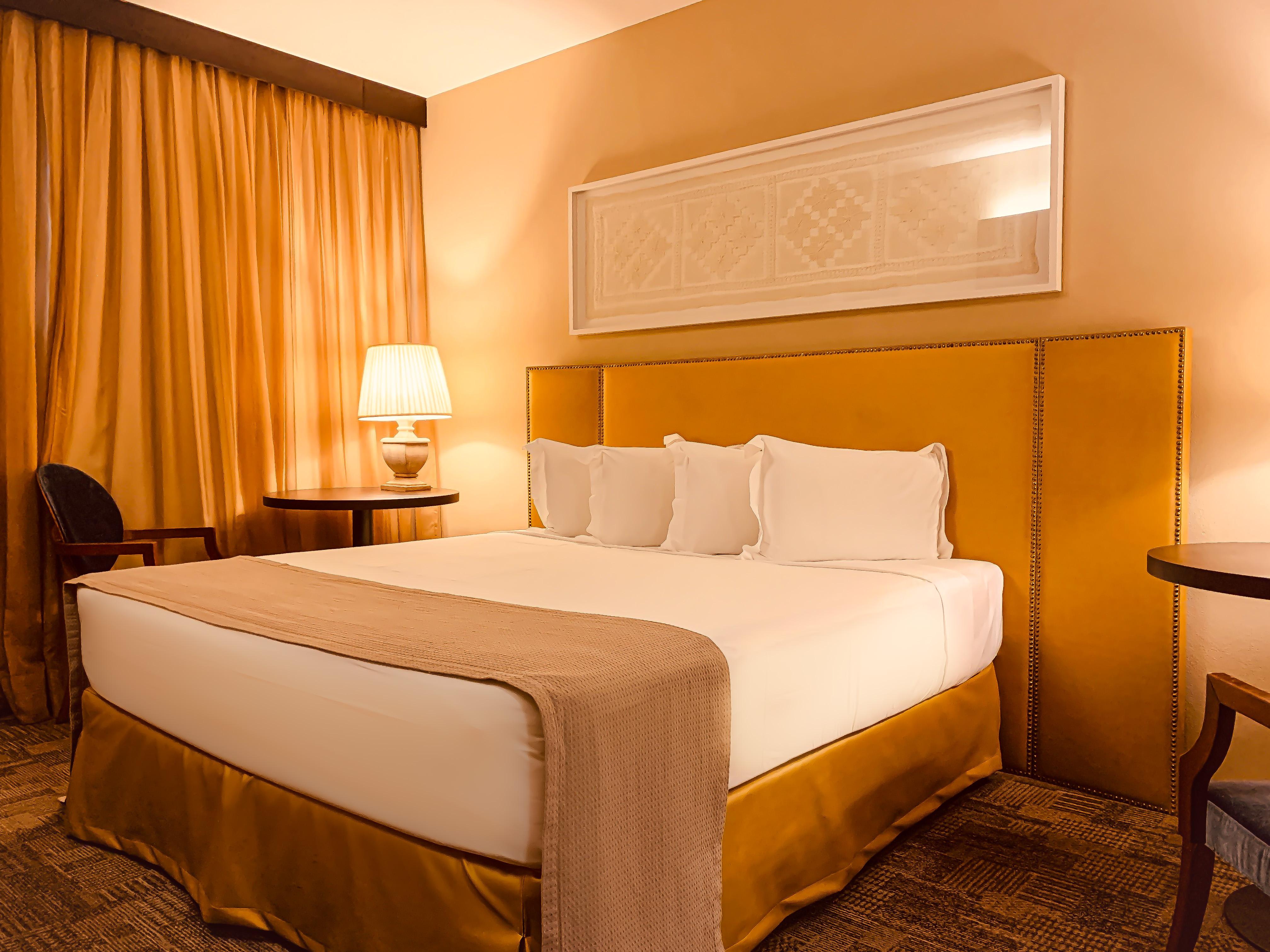 Ouro Minas Hotel Belo Horizonte, Dolce By Wyndham Exterior foto A guest room at the MGM Grand